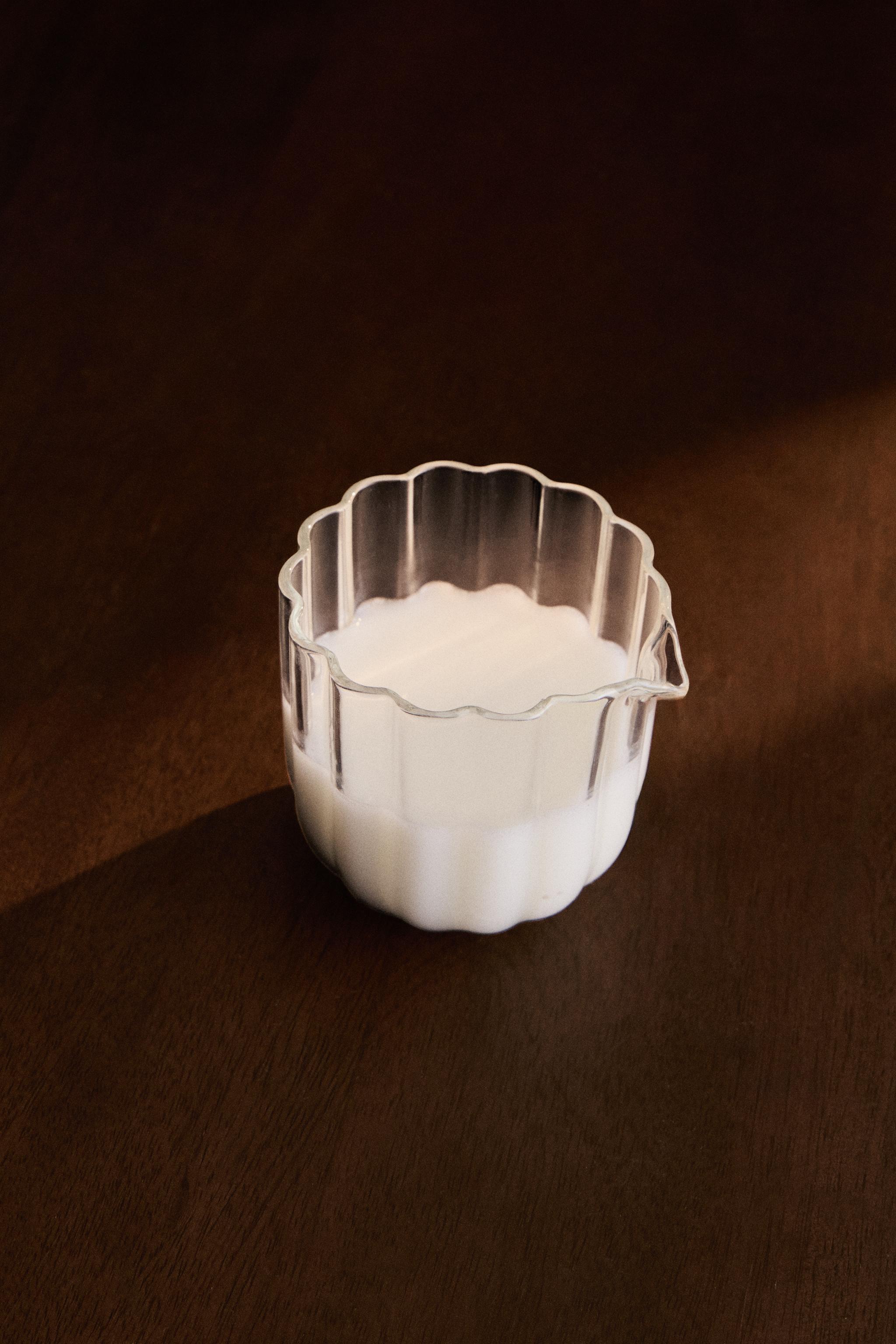 BOROSILICATE GLASS CREAM PITCHER